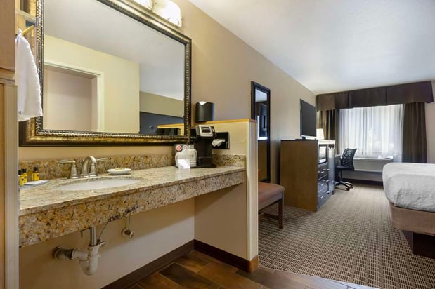 Images Best Western Plus Yakima Hotel