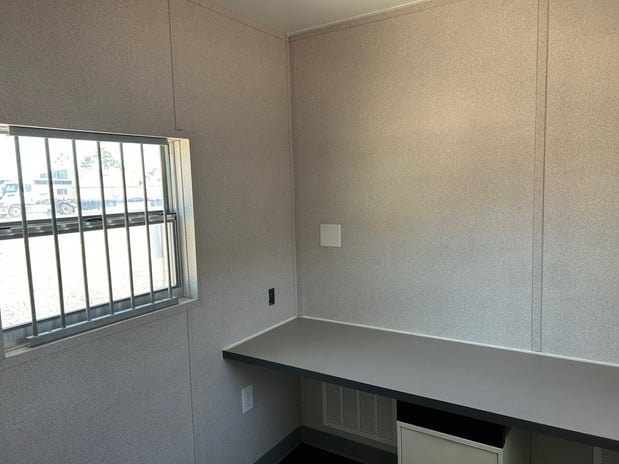 Images United Rentals - Storage Containers and Mobile Offices