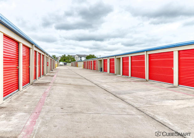 Images CubeSmart Self Storage