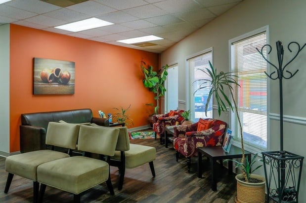 Images HealthQuest Chiropractic and Spine Pain Solutions