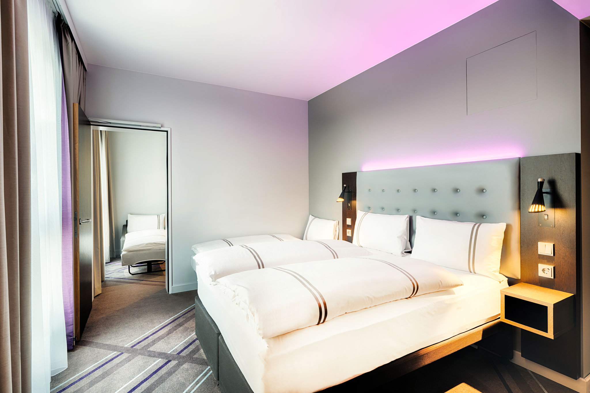 Bild 24 Premier Inn Berlin Airport Hotel in Berlin