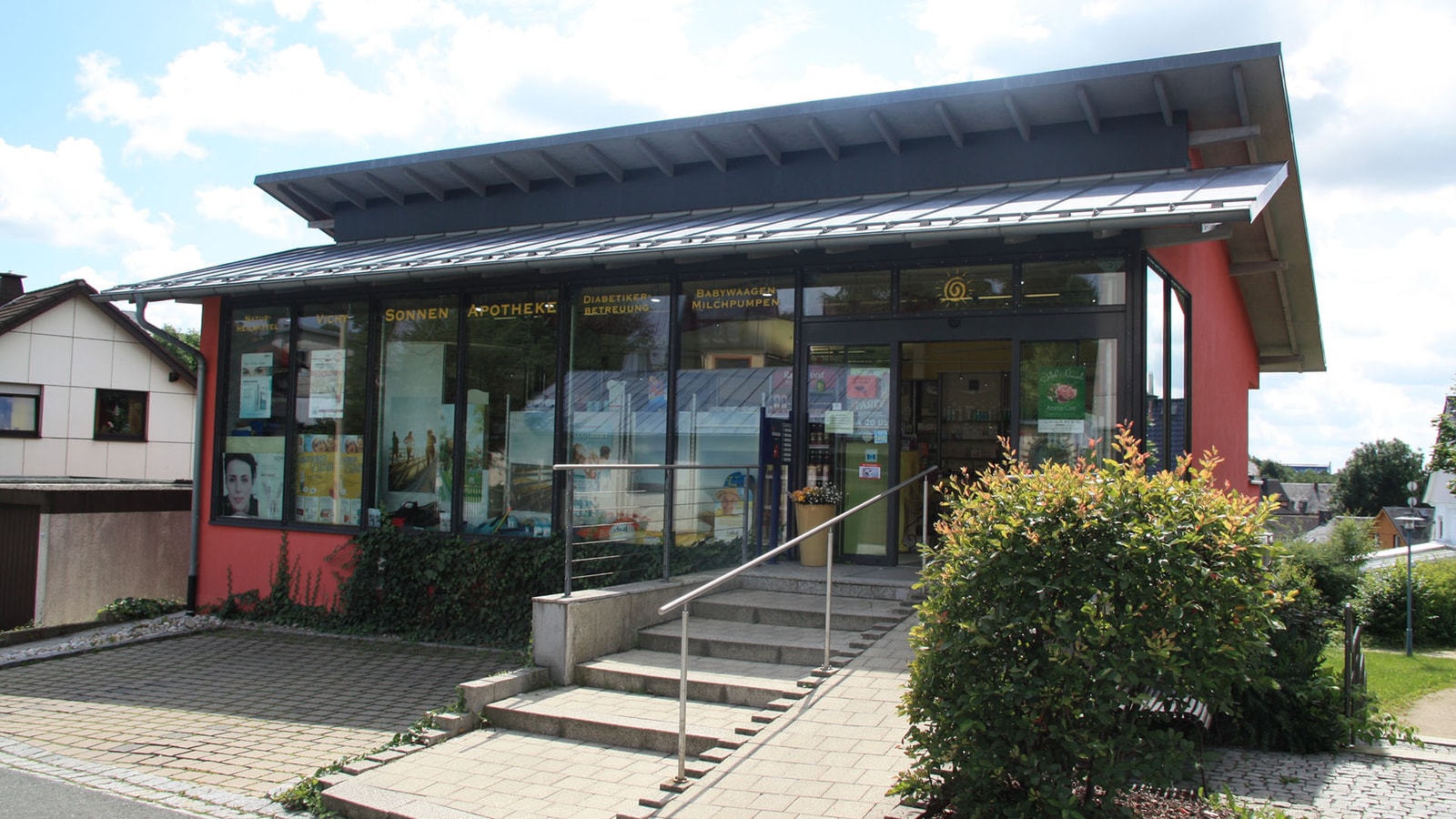 Sonnen-Apotheke in Schwarzenbach am Wald - Logo