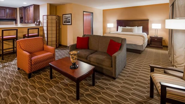 Images Best Western Granbury Inn & Suites