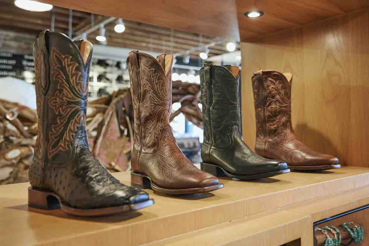 Ariat Brand Shop Image